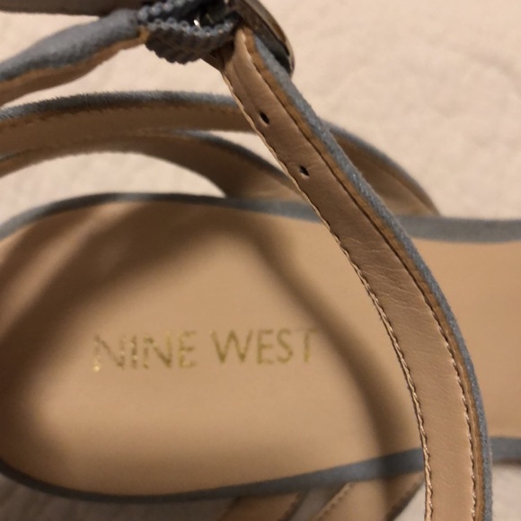 Nine West size 8.5 Med US light blue sandals. - Picture 6 of 9